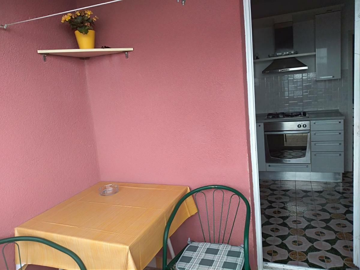 Apartments Pericic Ποντστράνα Εξωτερικό φωτογραφία
