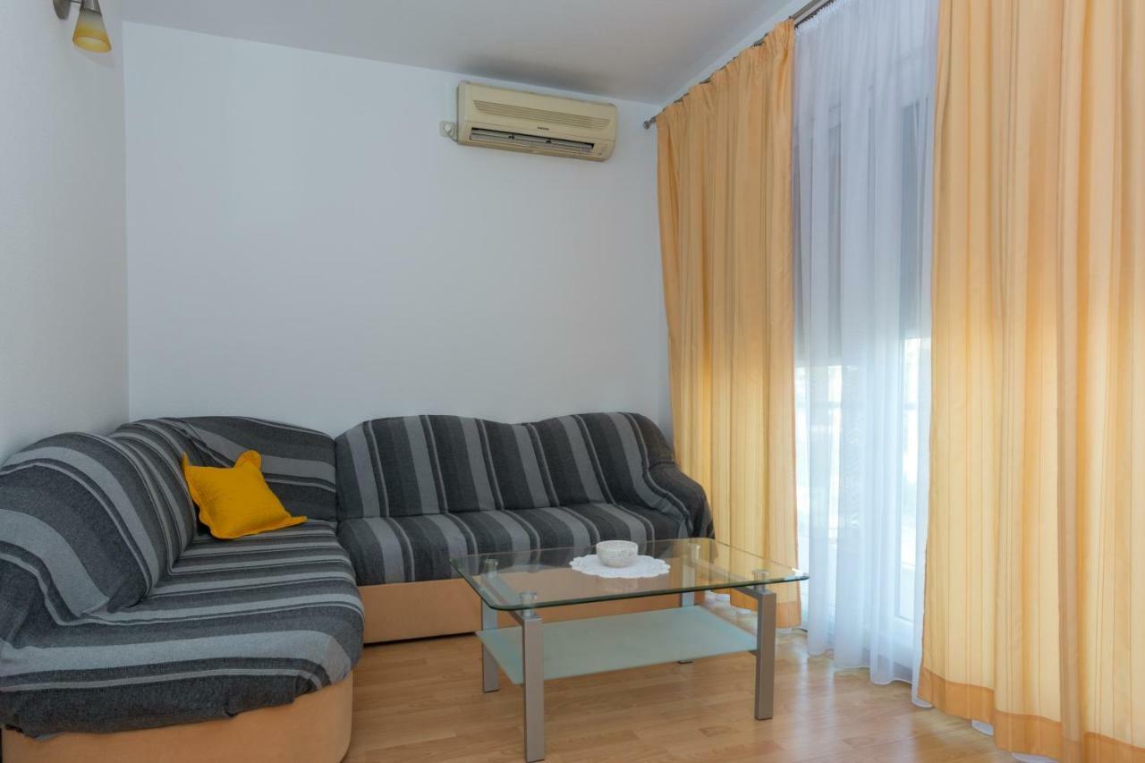 Apartments Pericic Ποντστράνα Εξωτερικό φωτογραφία