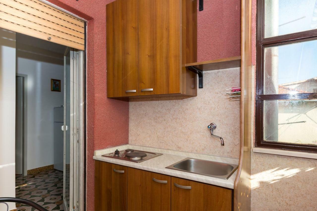 Apartments Pericic Ποντστράνα Εξωτερικό φωτογραφία
